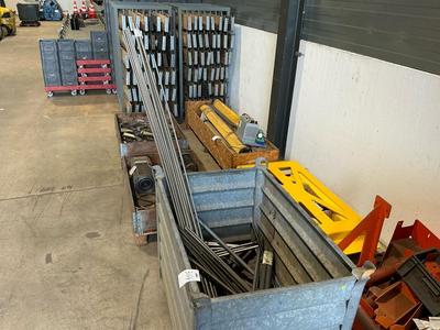 Overview picture of Threaded rods